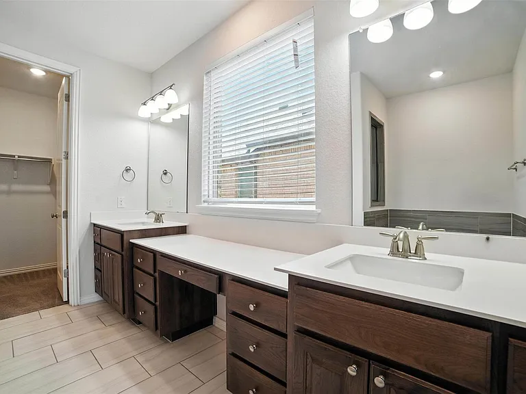 3054 Columbus Loop — Photo 23