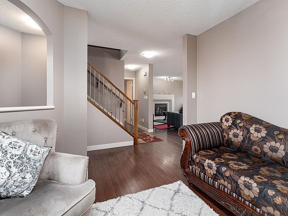 4th image of 6811 19th Ave SW