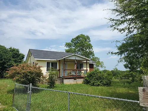 122 Finley Rd Photo 1