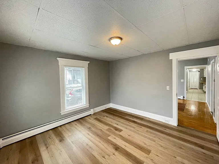 266 Douglas St #1 — Photo 20