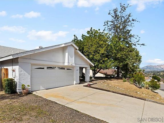 2nd image of 12448 Ridgeton Dr