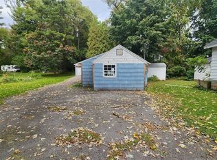 205 Watson Rd, North Syracuse, NY 13212