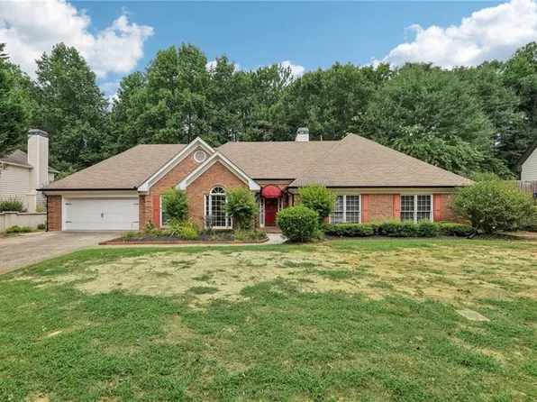 3095 Saint Andrews Dr, Duluth, GA 30096