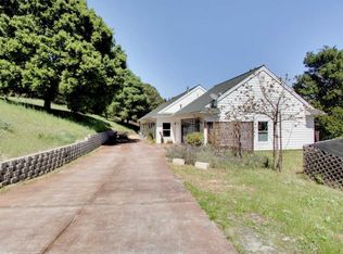 277 Paradise Rd, Salinas, CA 93907