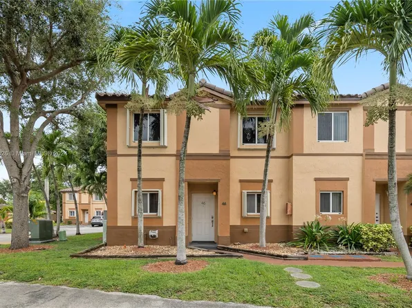 8368 SW 152nd Ave APT 46, Miami, FL 33193