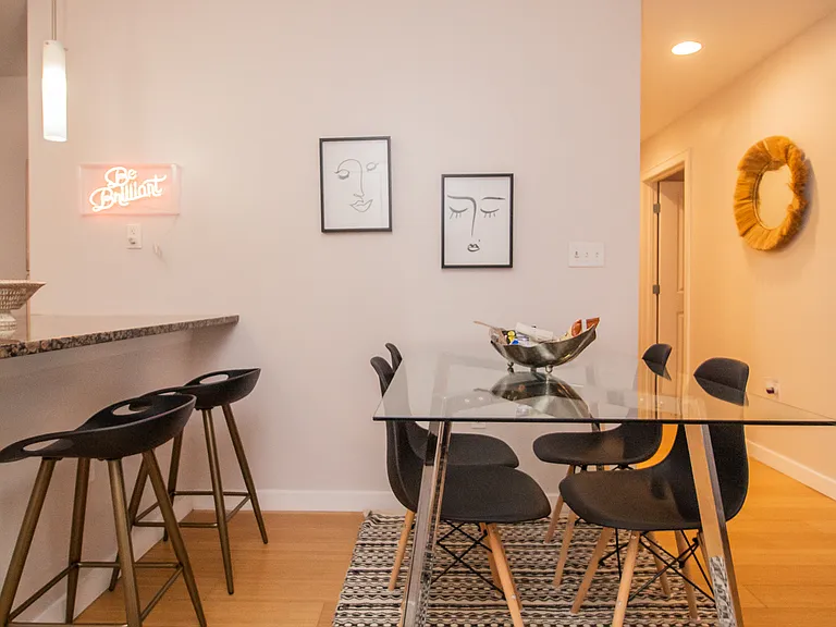 16 Miner St #401 — Photo 14