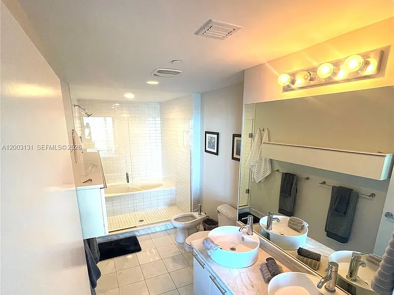 888 Biscayne Blvd #4310 — Photo 35