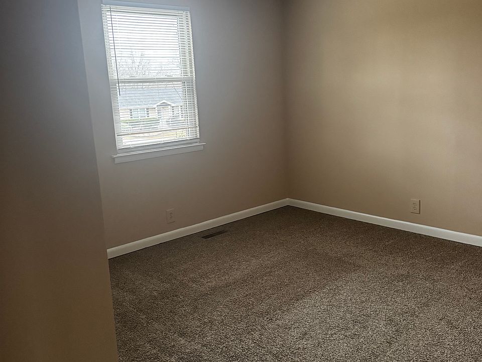 1st image of 534 Gale Dr