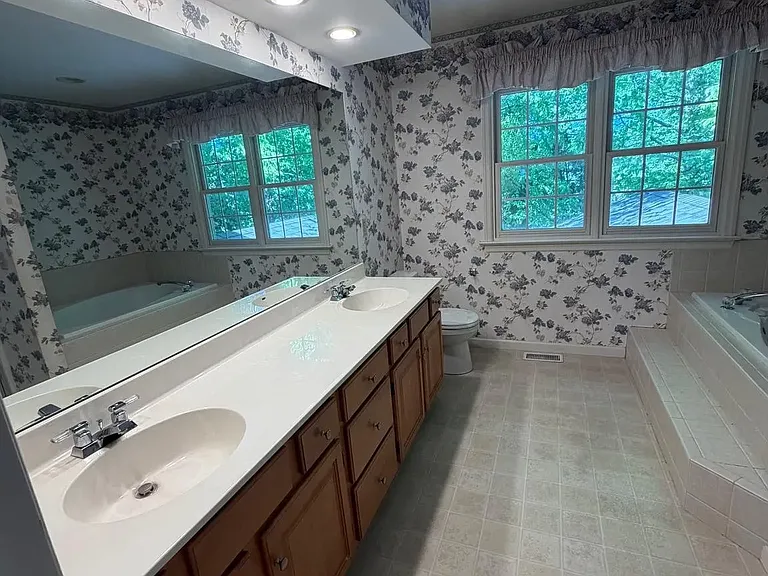 2264 Raleigh Rd — Photo 21