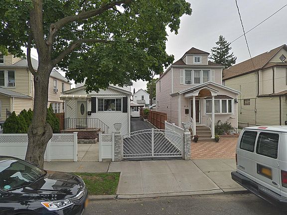 4th image of 23734 Fairbury Ave