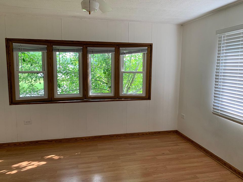 1st image of 37 Belmont Dr