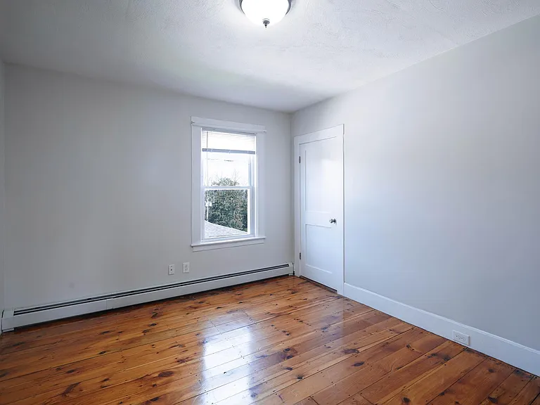 321 Jefferson Ave — Photo 12