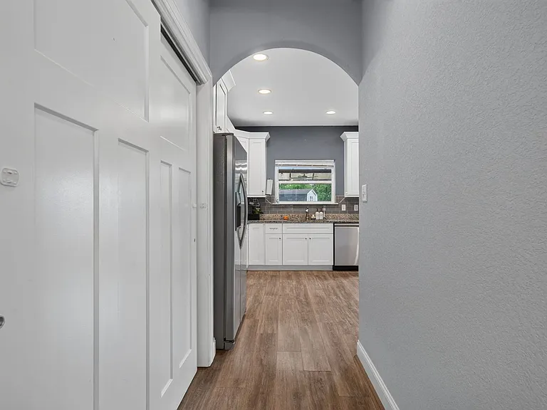 2700 Rodgers St — Photo 8