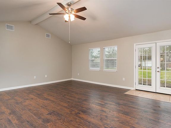 5th image of 5107 Bayou Dr