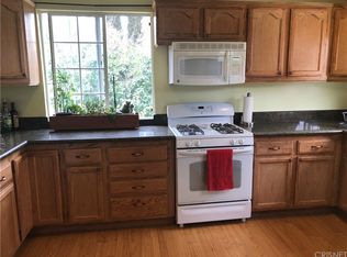15213 Cantara St, Panorama City, CA 91402