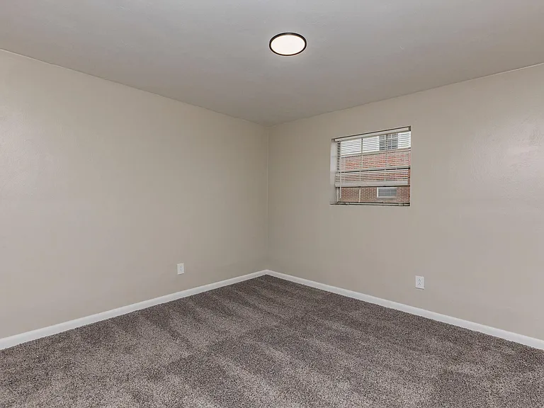 702 Townside Rd SW — Photo 21