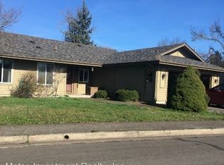 2133 Marlow Ln, Eugene, OR 97401