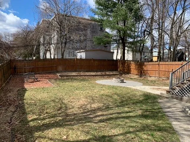 81 Clare Ave — Photo 24