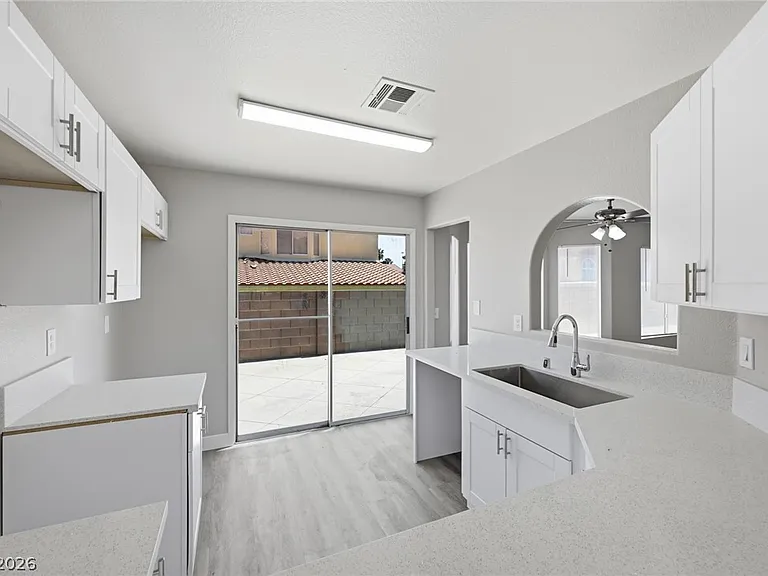 808 Majestic Rock Cir #0 — Photo 18