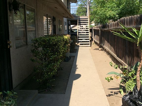 3rd image of 719 S. Garden #1-4