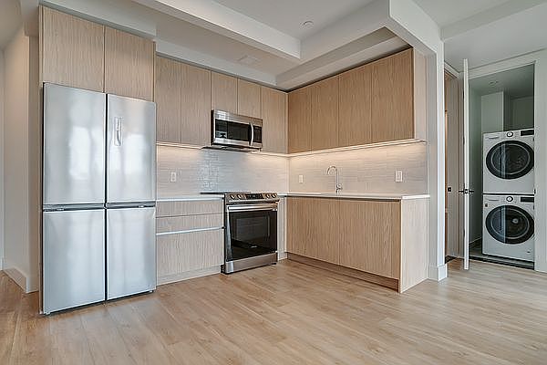1st image of 11 Herkimer St #4P