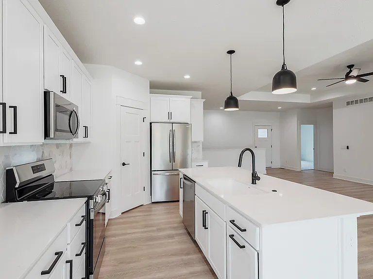 4917 Spire St — Photo 7