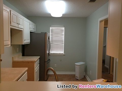 3rd image of 3912 Stillwater Dr