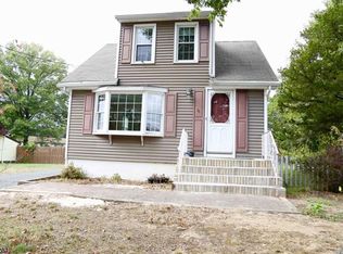 16 Mulford Ave, East Hanover, NJ 07936
