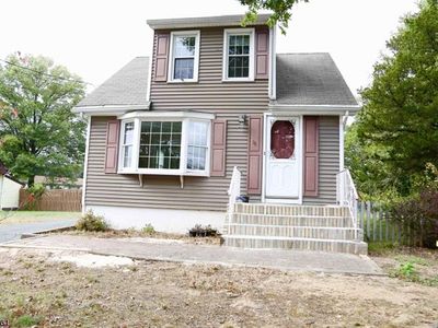 16 Mulford Ave, East Hanover, NJ, 07936