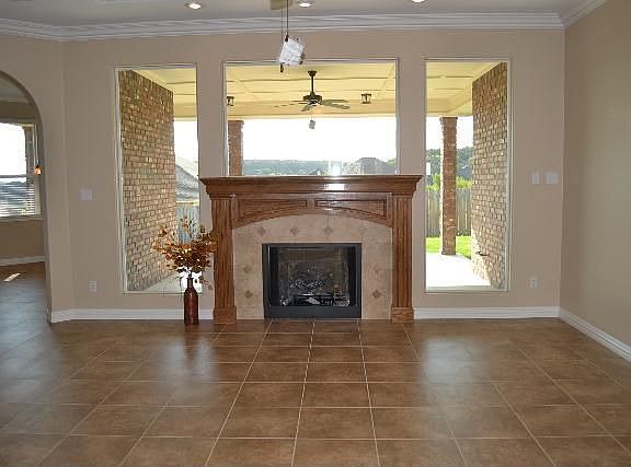 3rd image of 2520 Mugho Dr