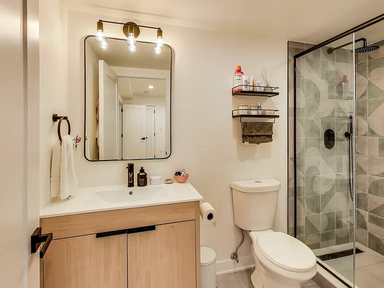 2619 N Kimball Ave #G — Photo 8