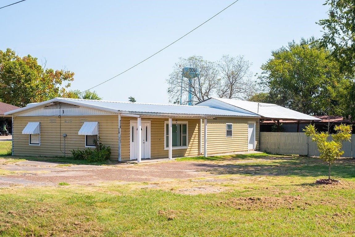 718 N Main St, Bogata, TX 75417 MLS 20450833 Zillow