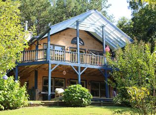 935 Tolhurst Rd, Cleveland, GA 30528