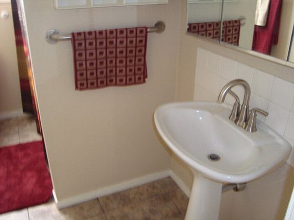 5th image of 1505 Saint Peter St