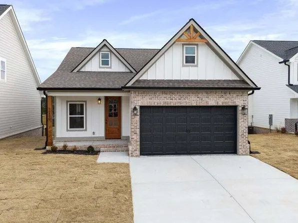 5112 Ella Ln, Cleveland, TN 37312