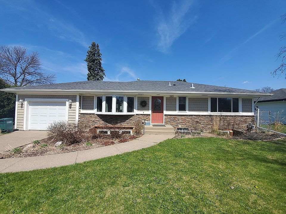 1st image of 3101 36th Ave NE