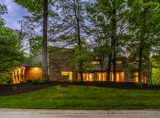 9387 Sullivan Pl, Zionsville, IN 46077