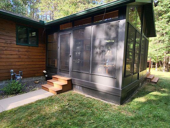 3rd image of 6077 Roy Ln