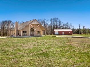 12575 Bullock Rd, Bentonville, AR 72712