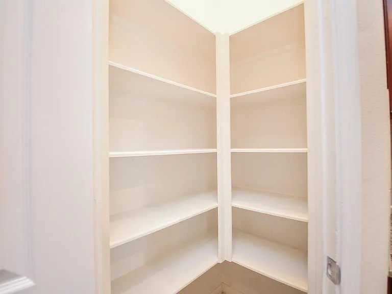 26715 Mandrake Falls Ct — Photo 14
