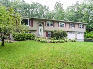5 Waterview Dr, Amherst, NH 03031