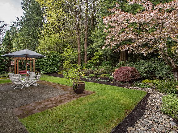 3rd image of 4315 201st Ave NE