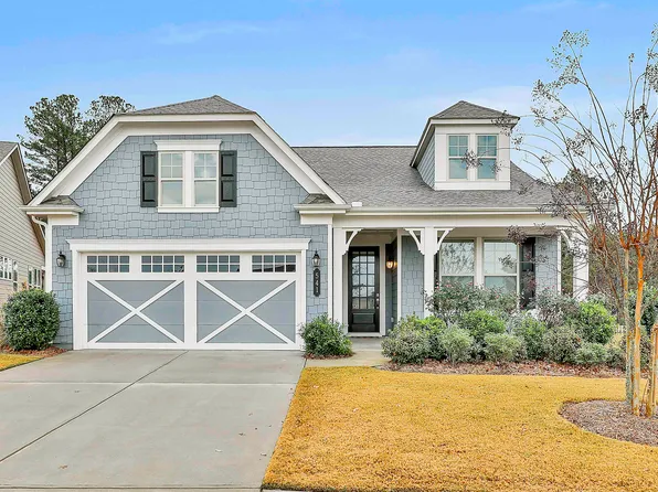 541 Hazelnut Dr, Peachtree City, GA 30269