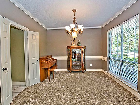 5th image of 15835 Hermitage Oaks Dr