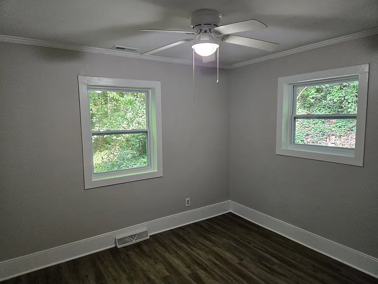 1106 Valley Park Dr — Photo 7