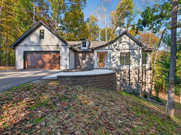 563 Hardwood Ln, Livingston, TN 38570