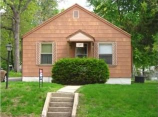 1125 S Dodgion Ave, Independence, MO 64050