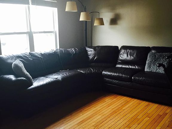 2nd image of 10 Waterview Dr