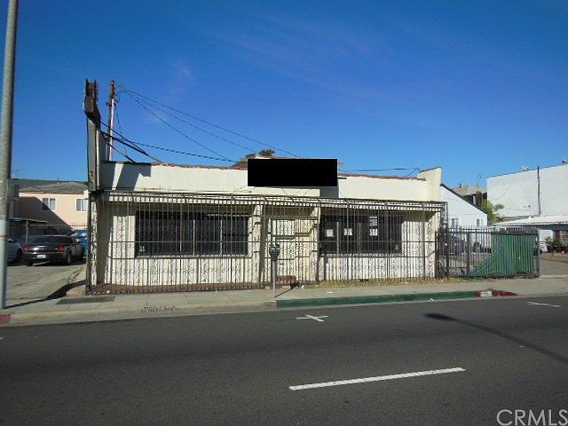 1st image of 233 W Manchester Blvd