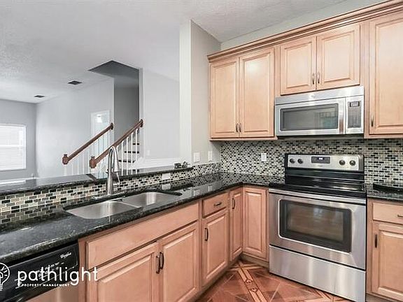 2nd image of 421 Augustine Ct